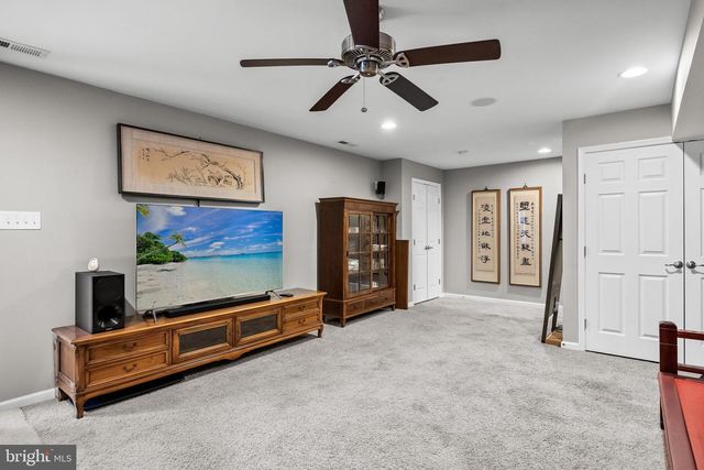 129 HELEN DR, Cinnaminson, NJ 08077