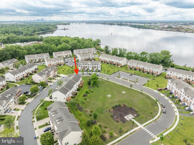 129 HELEN DR, Cinnaminson, NJ 08077