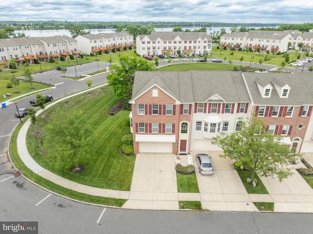 129 HELEN DR, Cinnaminson, NJ 08077