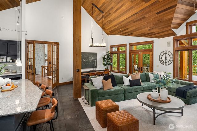 16700 Saybrook Drive NE, Woodinville, WA 98077