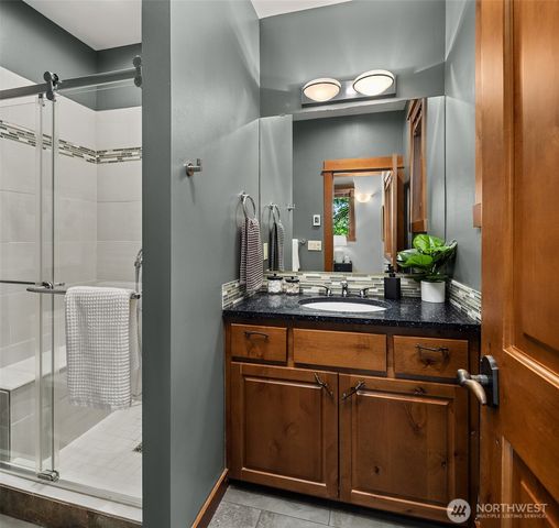 16700 Saybrook Drive NE, Woodinville, WA 98077