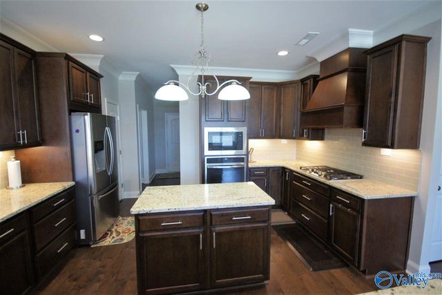 196 Fernbridge Boulevard, Madison, AL 35758