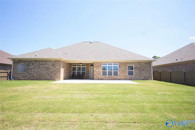 196 Fernbridge Boulevard, Madison, AL 35758