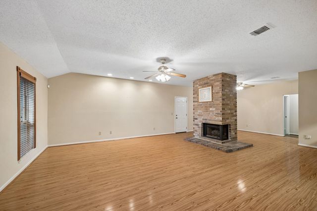 9214 Palm Shores Drive, Spring, TX 77379