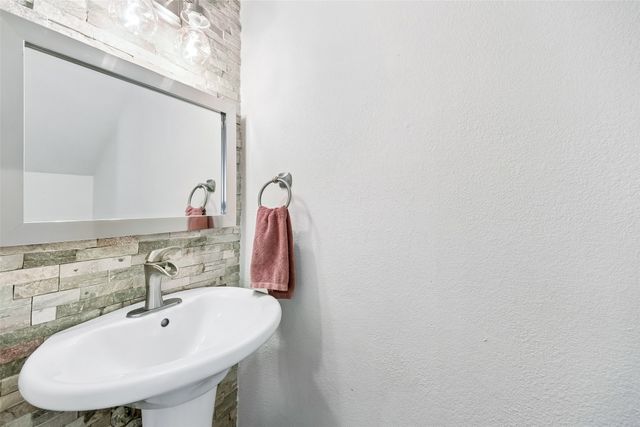 5757 Martel Avenue A11, Dallas, TX 75206