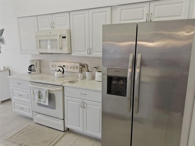 11131 HOLLANDER AVENUE, Hudson, FL 34667