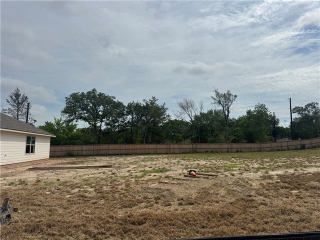 1634 Lucky Street, Bryan, TX 77803