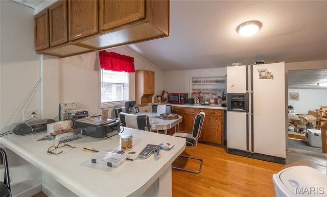 16761 State Route B, St James, MO 65559