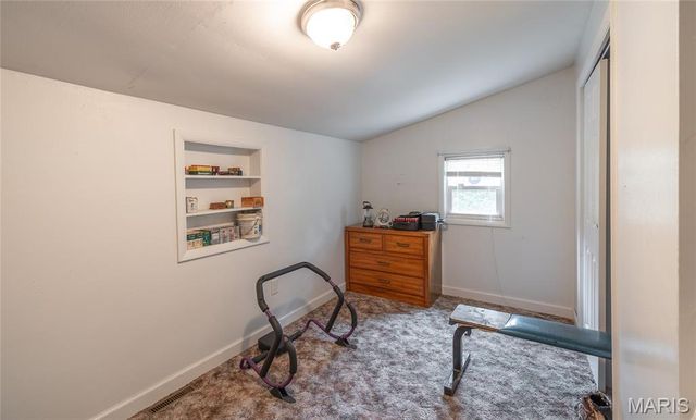 16761 State Route B, St James, MO 65559