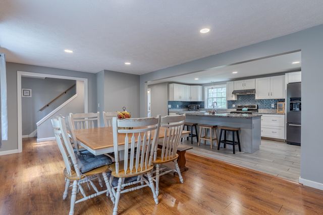 71 Keay Road, Berwick, ME 03901