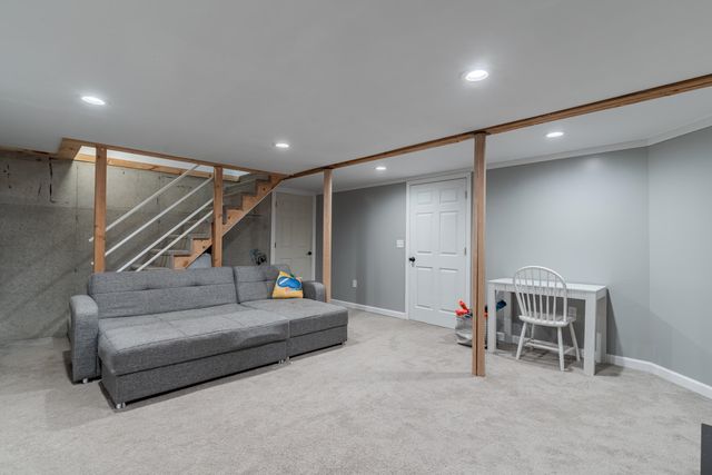 71 Keay Road, Berwick, ME 03901