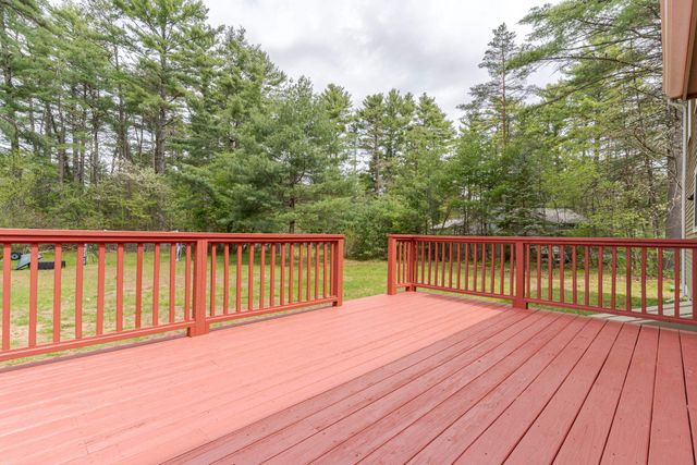 71 Keay Road, Berwick, ME 03901