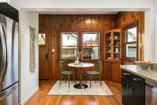 5466 Shafter Ave, Oakland, CA 94618