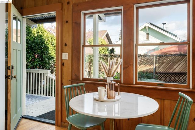 5466 Shafter Ave, Oakland, CA 94618