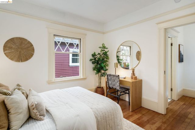 5466 Shafter Ave, Oakland, CA 94618