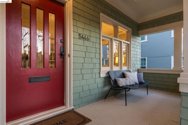 5466 Shafter Ave, Oakland, CA 94618