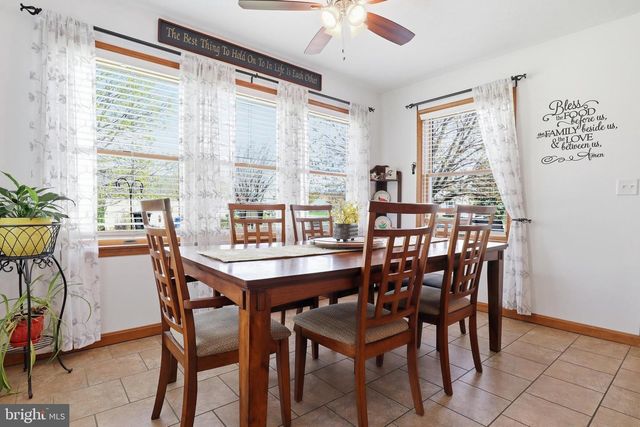 117 WHEATON DR, Littlestown, PA 17340