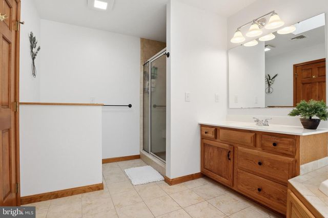 117 WHEATON DR, Littlestown, PA 17340