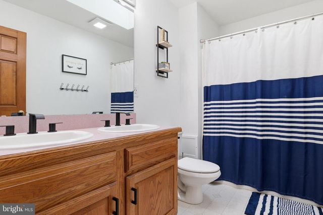 117 WHEATON DR, Littlestown, PA 17340