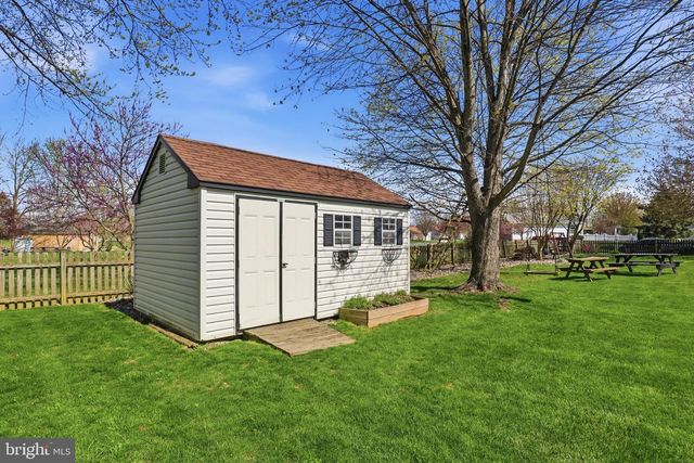 117 WHEATON DR, Littlestown, PA 17340