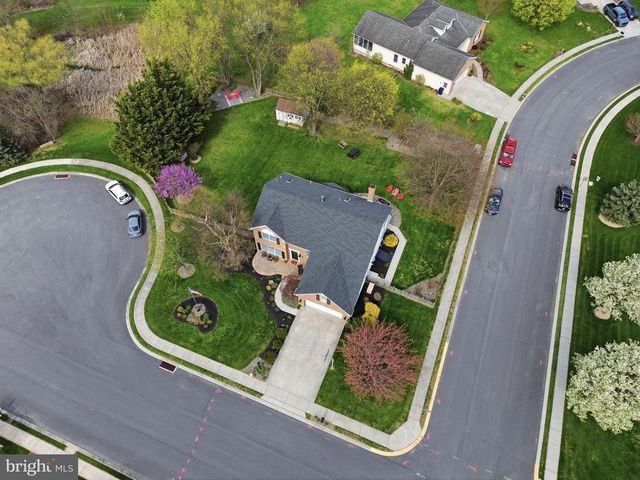 117 WHEATON DR, Littlestown, PA 17340