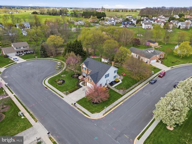 117 WHEATON DR, Littlestown, PA 17340
