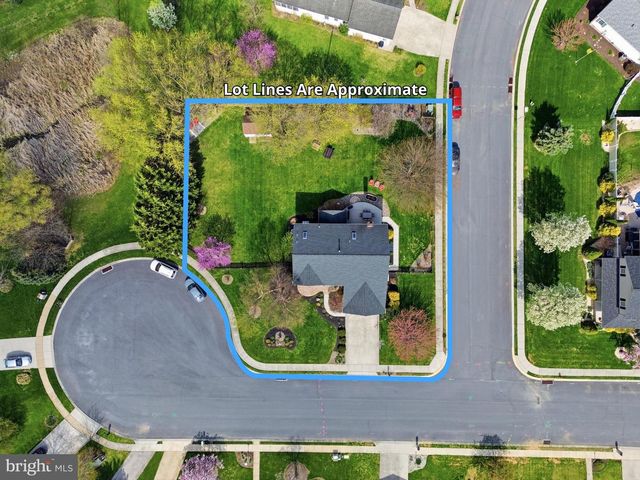 117 WHEATON DR, Littlestown, PA 17340