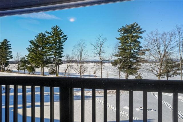 102 South Beach Road, South Burlington, VT 05403