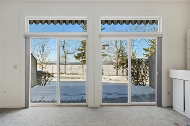 102 South Beach Road, South Burlington, VT 05403