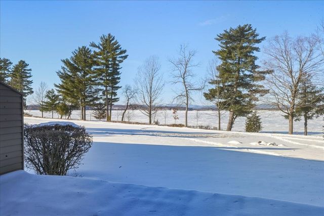 102 South Beach Road, South Burlington, VT 05403