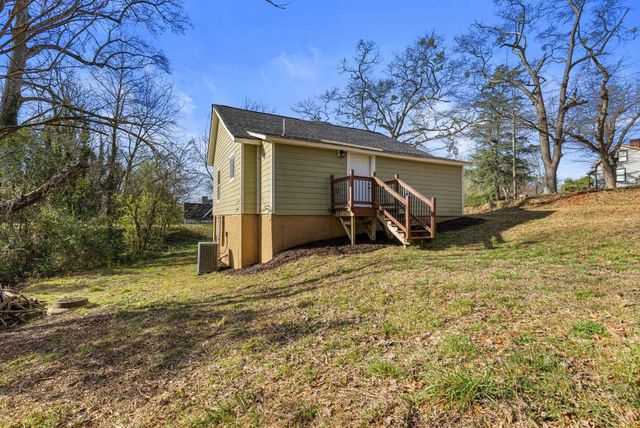 143 Skyuka Street, Drayton, SC 29333