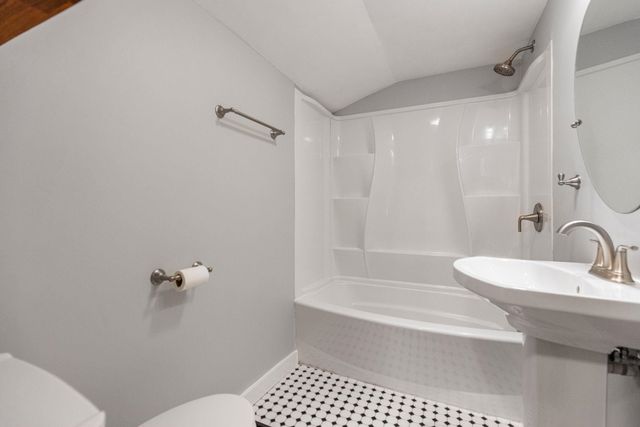 143 Skyuka Street, Drayton, SC 29333