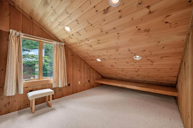 7 Tapping Tree Lane, Dover, VT 05356
