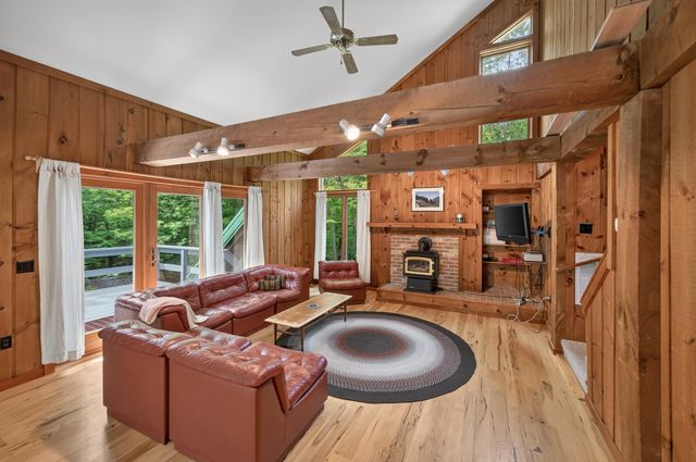 7 Tapping Tree Lane, Dover, VT 05356
