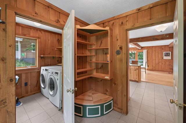 7 Tapping Tree Lane, Dover, VT 05356