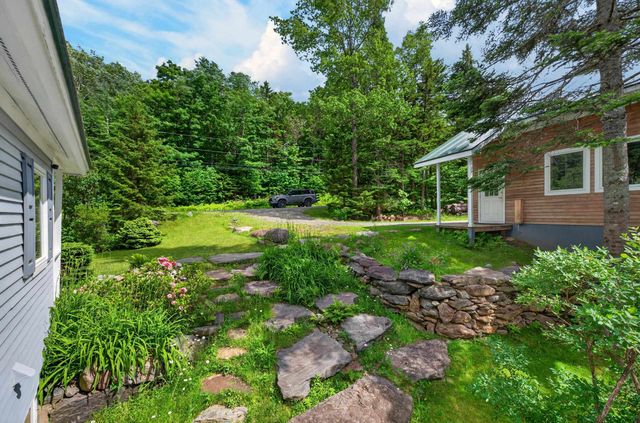 7 Tapping Tree Lane, Dover, VT 05356