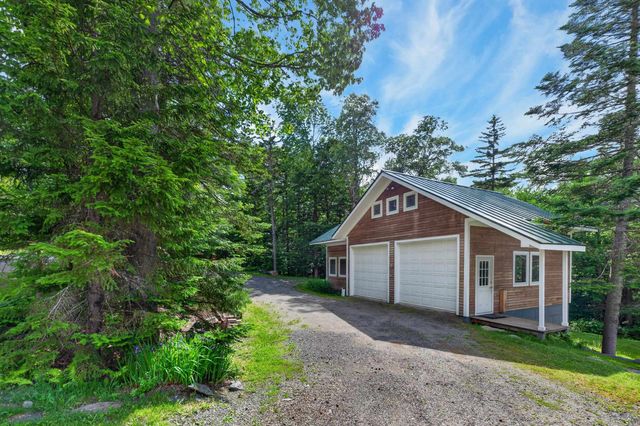 7 Tapping Tree Lane, Dover, VT 05356