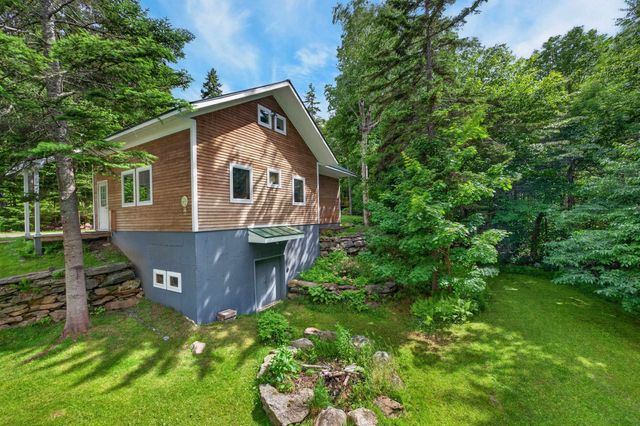 7 Tapping Tree Lane, Dover, VT 05356