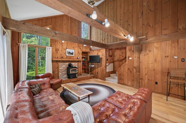 7 Tapping Tree Lane, Dover, VT 05356