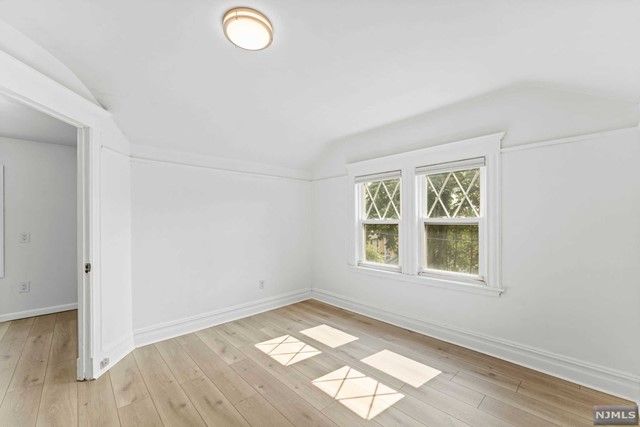 91 Summit Cross, Rutherford, NJ 07070