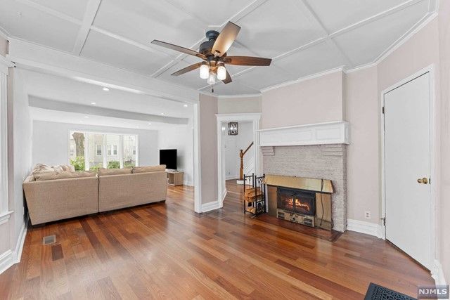 91 Summit Cross, Rutherford, NJ 07070