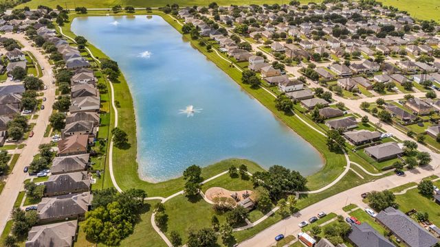 2627 Finley Lane, Rosenberg, TX 77471