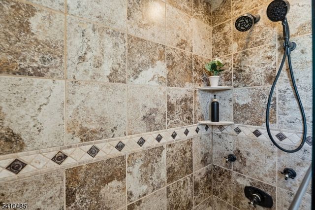 28 Elmwood Rd, Springfield Twp., NJ 07081