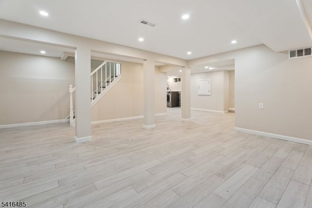 28 Elmwood Rd, Springfield Twp., NJ 07081