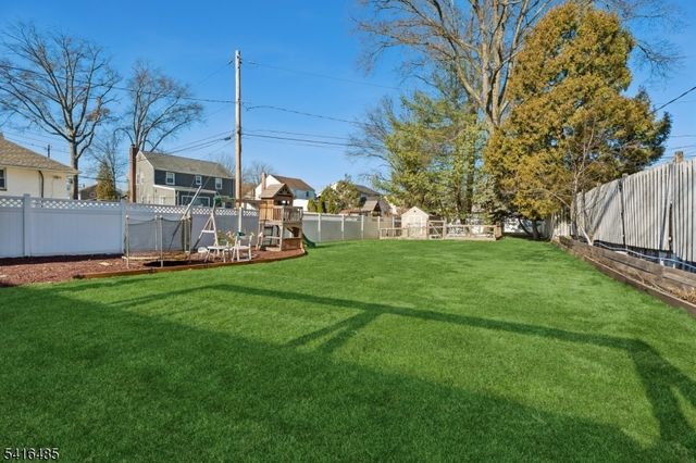 28 Elmwood Rd, Springfield Twp., NJ 07081