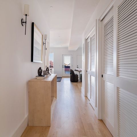 30-32 Condor St 5, Boston, MA 02128