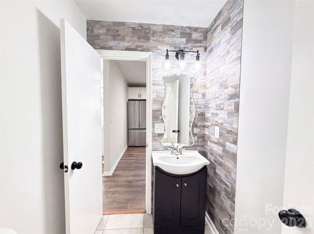 10244 Gloman Court, Charlotte, NC 28227
