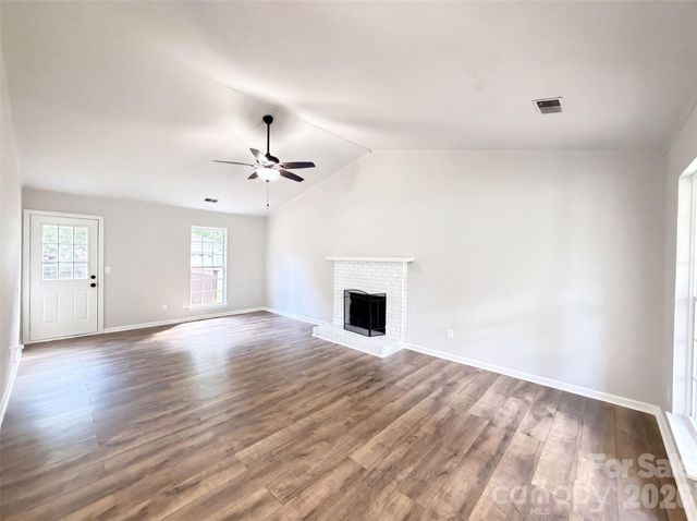 10244 Gloman Court, Charlotte, NC 28227