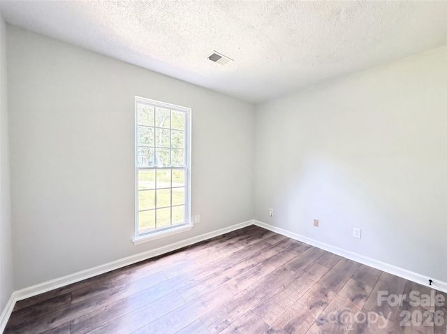 10244 Gloman Court, Charlotte, NC 28227