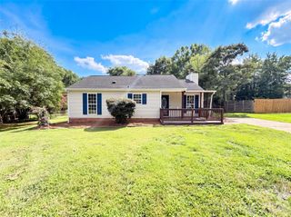 10244 Gloman Court, Charlotte, NC 28227